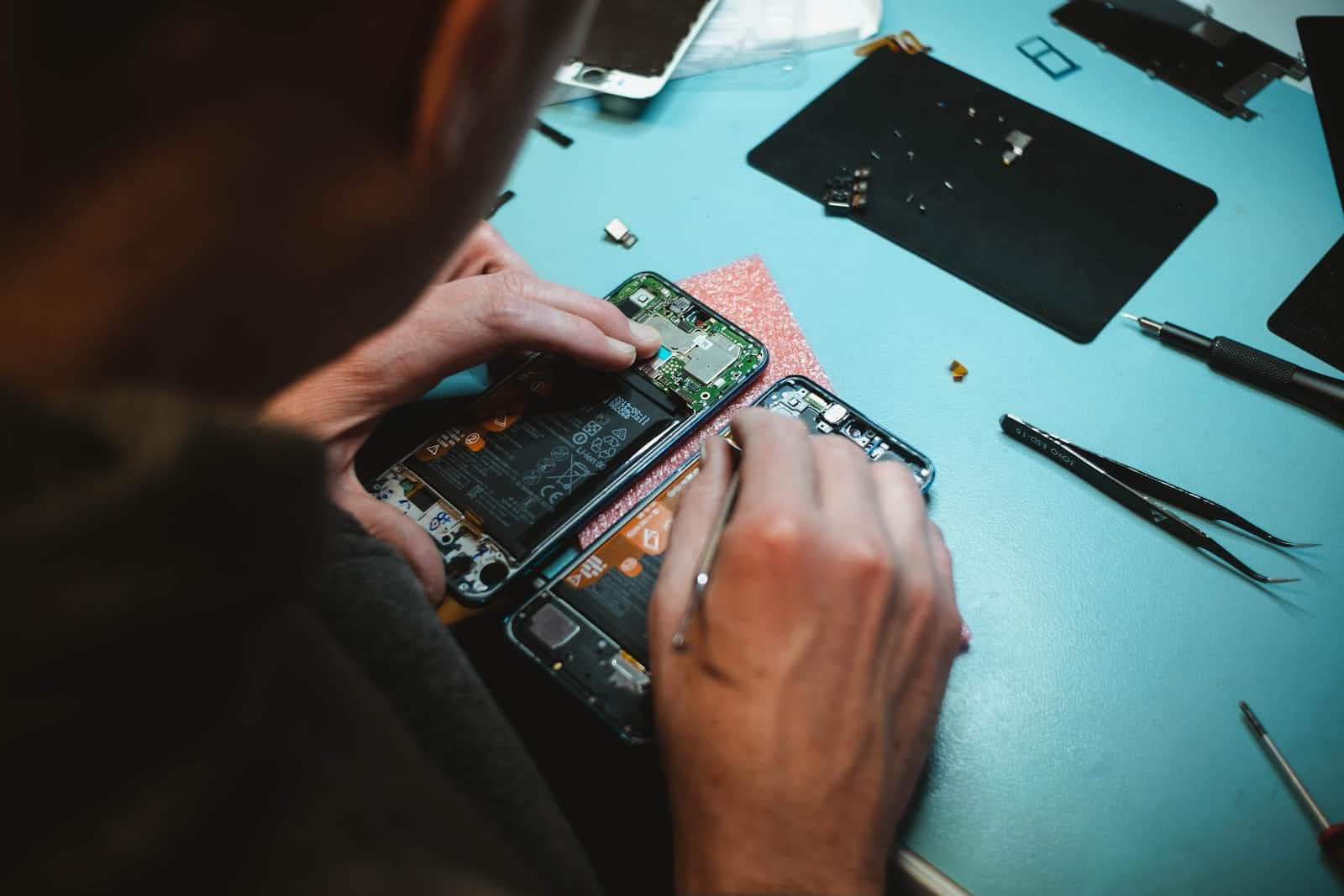 Green Software and Hardware Obsolescence